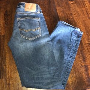 Men’s American Eagle extreme flex jeans